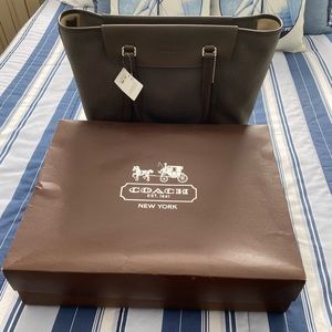 Coach Cnv Hmps Tote Brand New with tags in box